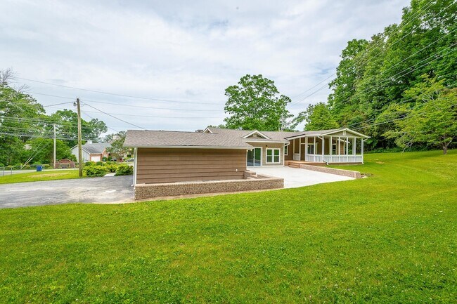 Foto del edificio - 2134 Morris Hill Rd