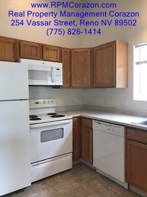 Building Photo - 498 Highland Ave