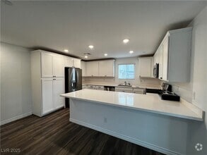 Building Photo - 10779 Purdy Ct