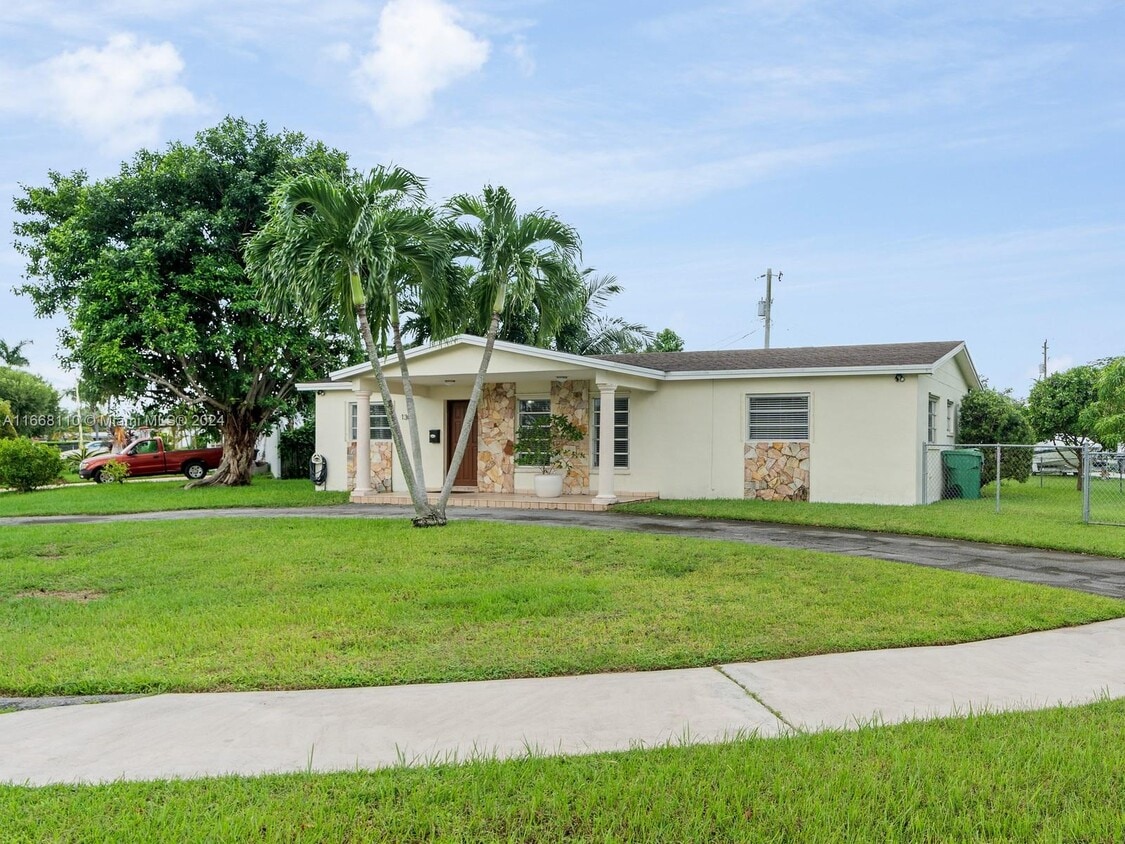 House For Rent 1300 Miami 3 Bedroomnull