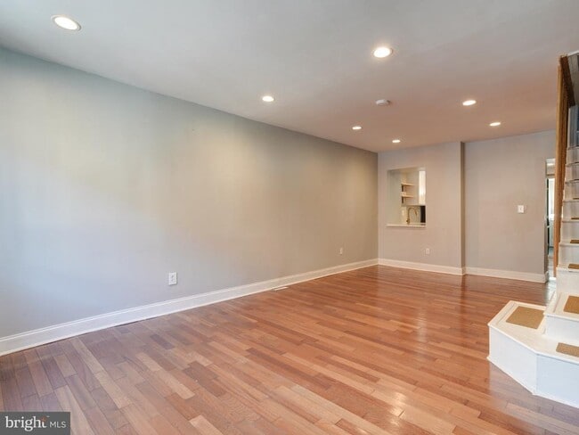 Building Photo - 3258 Livingston St