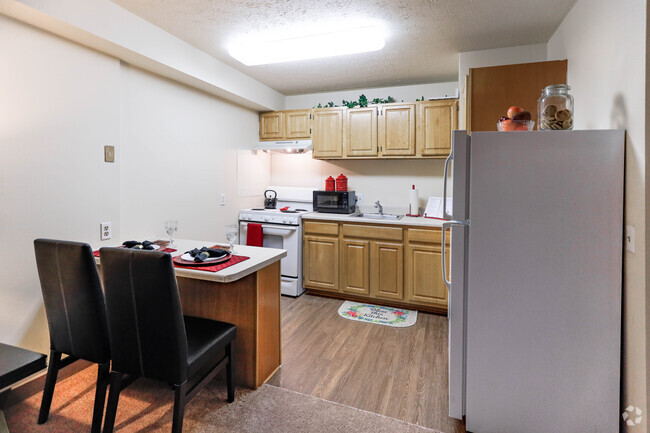 1HAB, 1BA - 482 ft² - Ferndale Park Co-op Senior Apartments