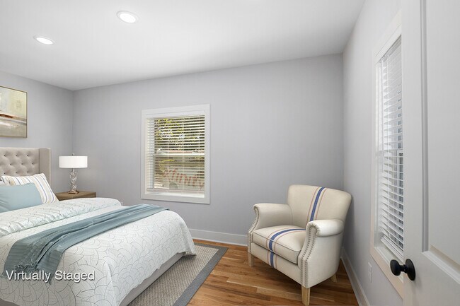 Foto del edificio - 960 Diamond Ave NE