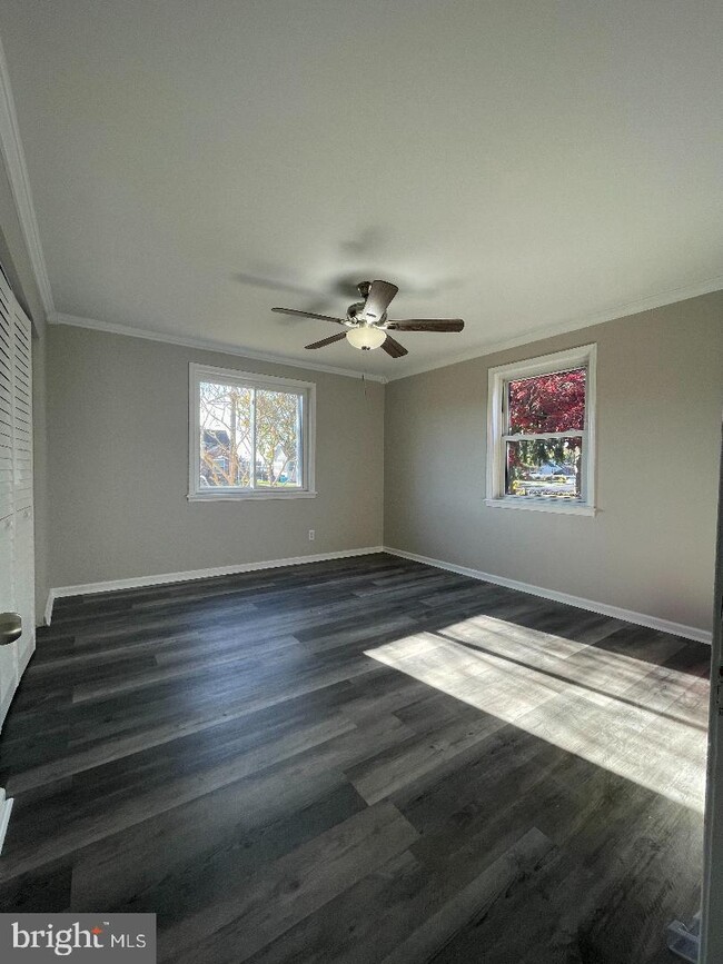 Building Photo - 208 Knight Ave