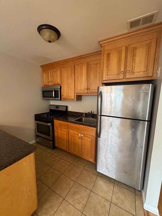 Foto del edificio - 12 Cedar Ct