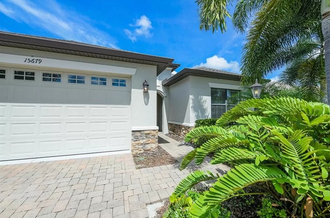 Building Photo - 15679 Lemon Fish Dr