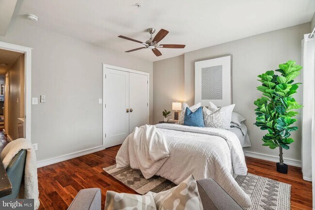Front Bedroom - 1321 N 7th St