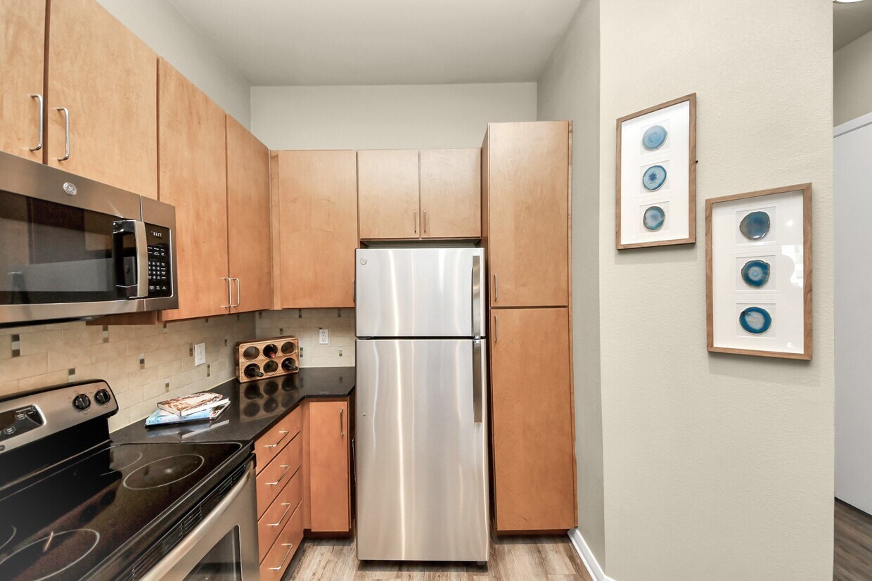 Foto principal - 5455 Richmond Ave.