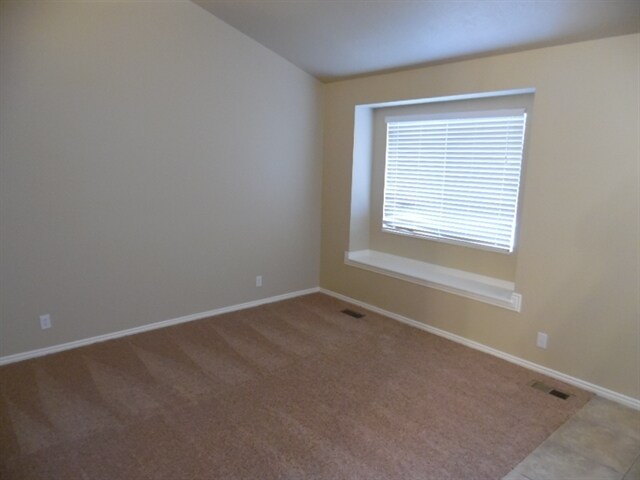 Building Photo - 1052 E 1500 N