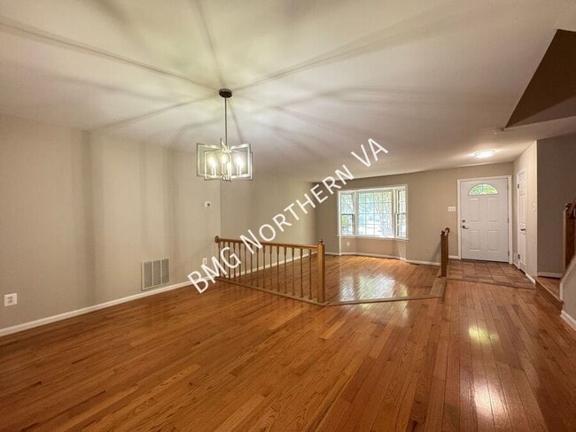 Foto del edificio - 9606 Scotch Haven Dr
