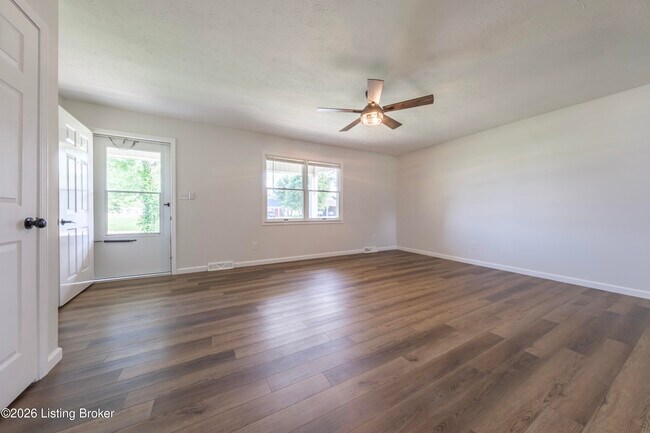 Foto del edificio - 309 E 6th St