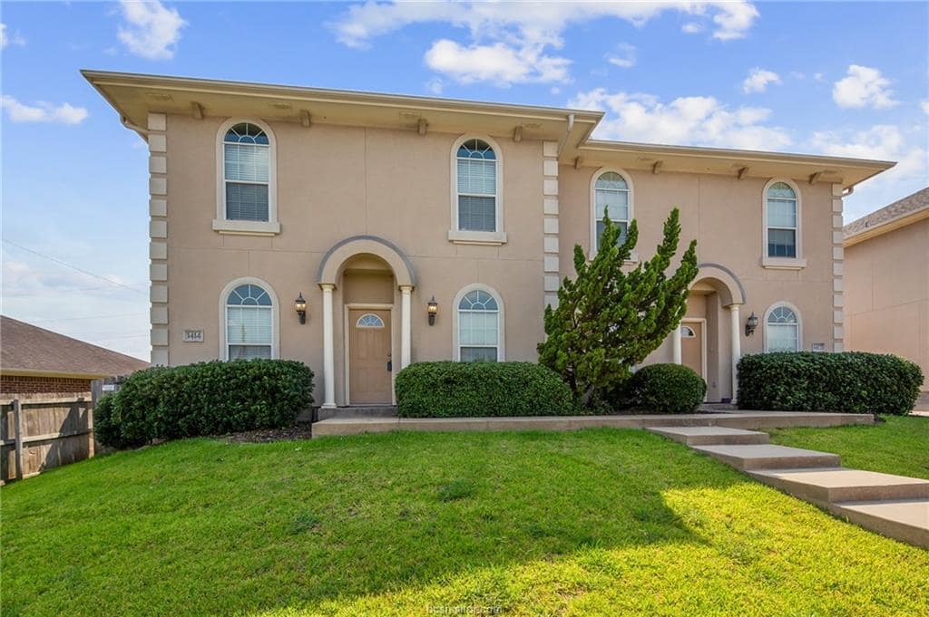 1408 Western Oaks Ct, Bryan, TX 77807 Townhome Rentals in Bryan TX