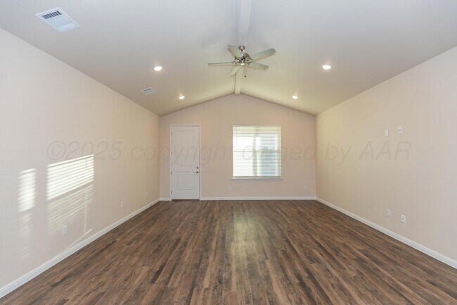 Foto del edificio - 7604 Beck Dr