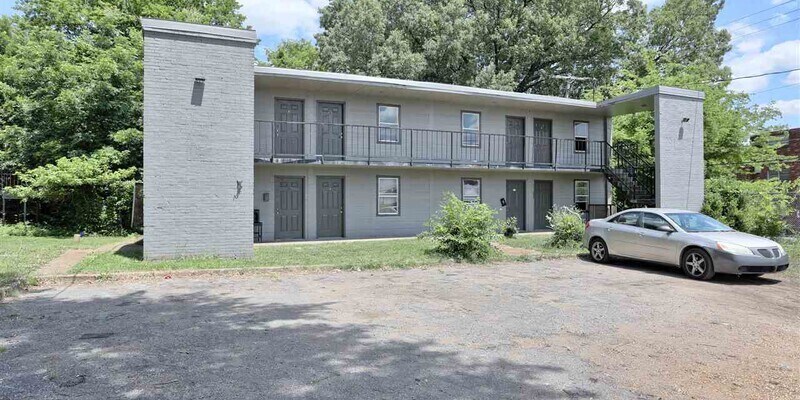Primary Photo - 2444 Ketchum cv apt #3