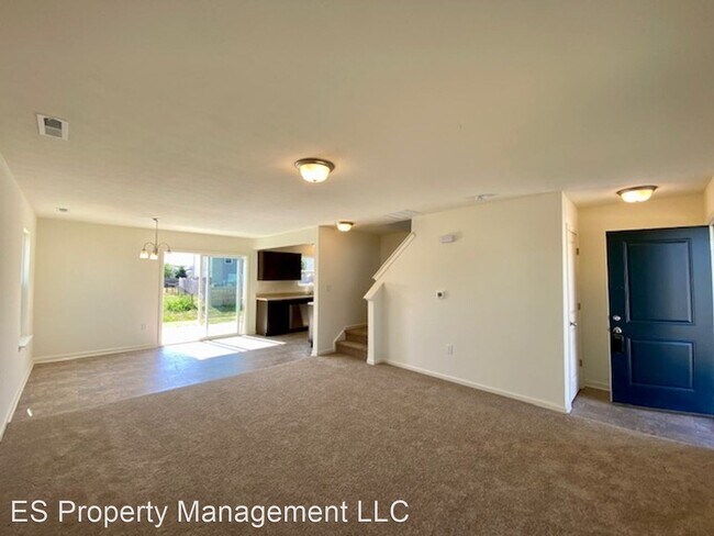 Foto del edificio - 4 br, 2.5 bath House - 6410 Avacado Dr.