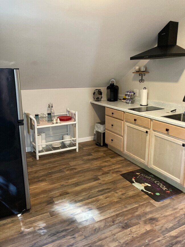Kitchen with cook top stove - 310 Oak St