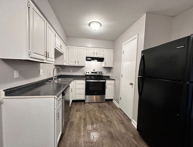 Building Photo - SpringView Apartments