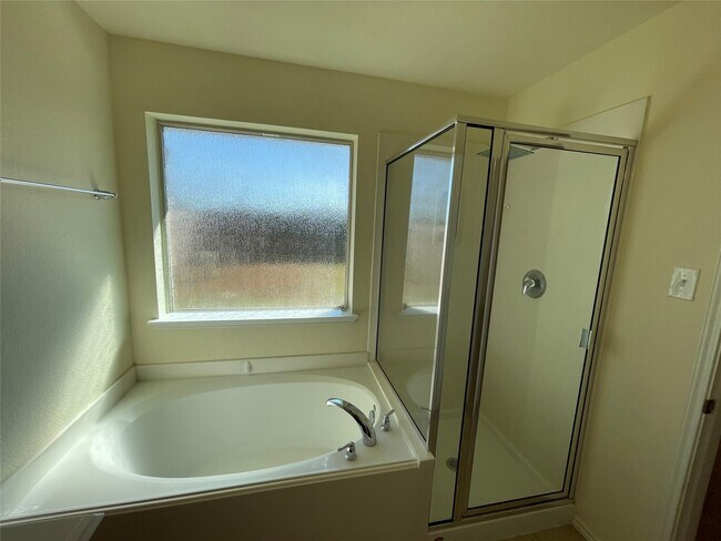 Building Photo - 12010 Ramla Place Trail