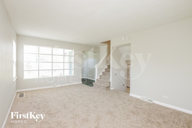 Building Photo - 1399 Sheridan Rd