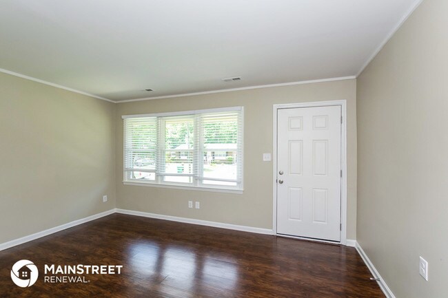 Building Photo - 6126 Castle Ct