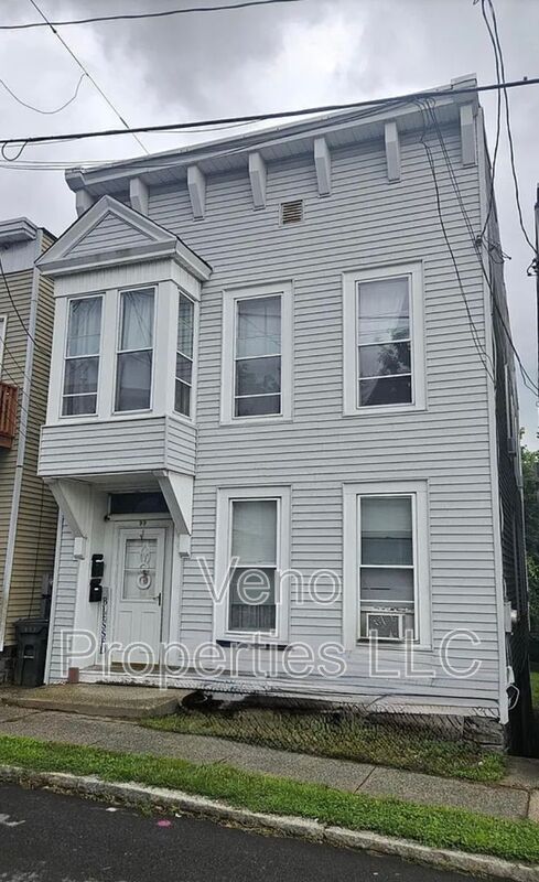 Building Photo - 99 Johnston Ave