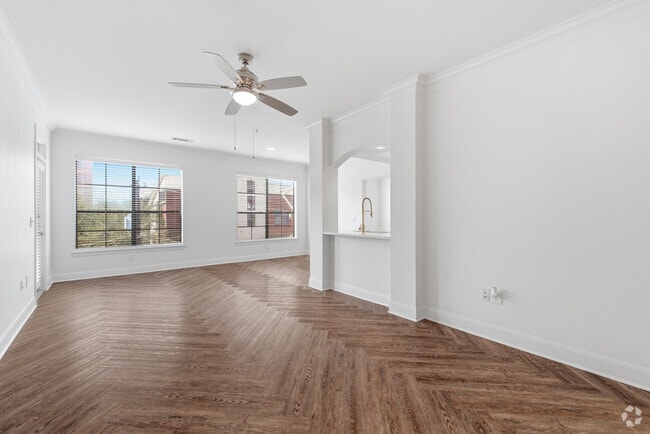 Interior Photo - Jackson Hill