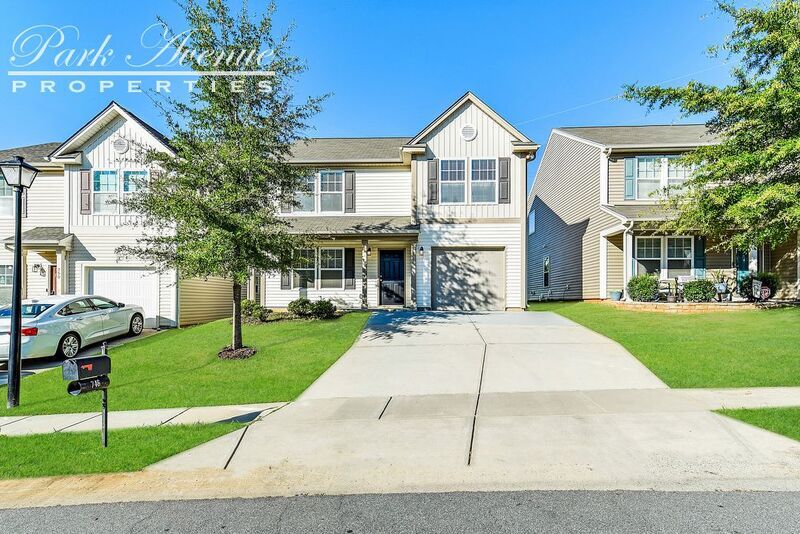 746 Mountain Quail Dr, Charlotte, NC 28216 House for Rent in