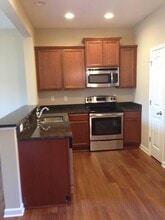 Building Photo - 2208 Sunny Cove Dr