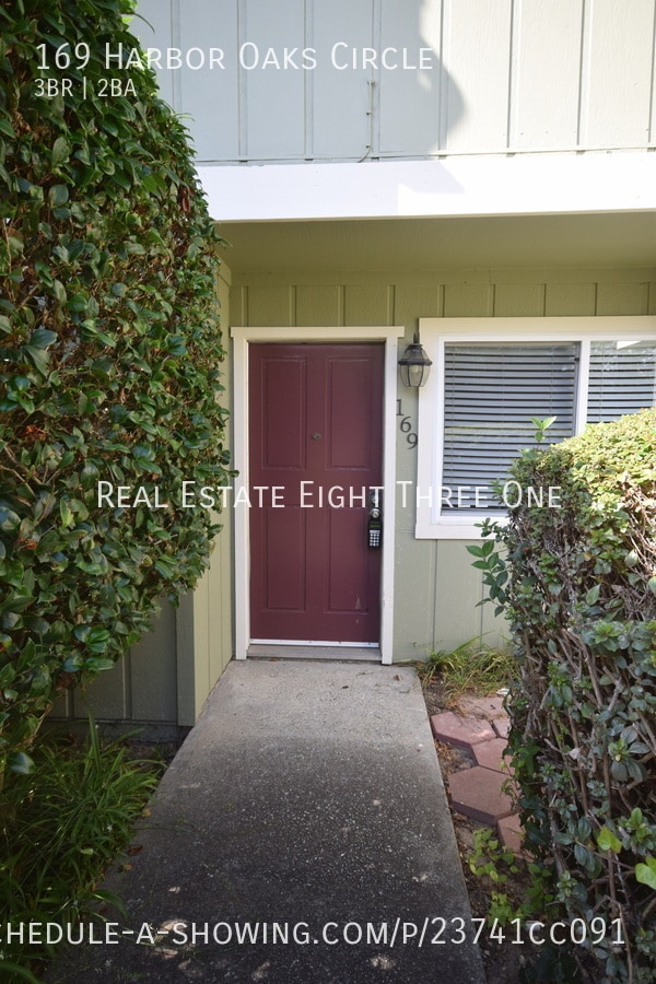 Building Photo - 169 Harbor Oaks Cir