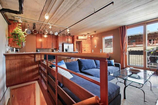 Foto del edificio - 2340 Curtis Street