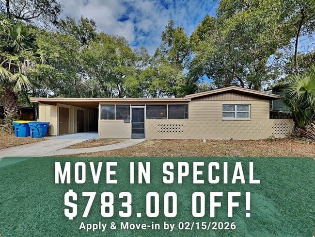 Building Photo - 7439 Stonehurst Rd N