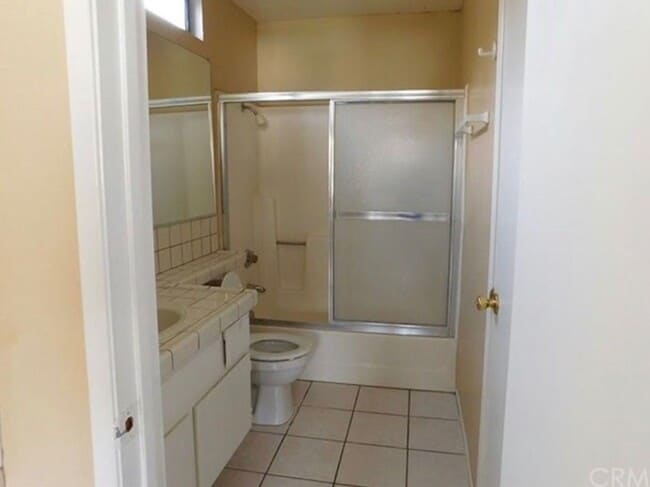 Building Photo - Extremely Spacious 2 bedroom Condo for Rent in Discovery Village