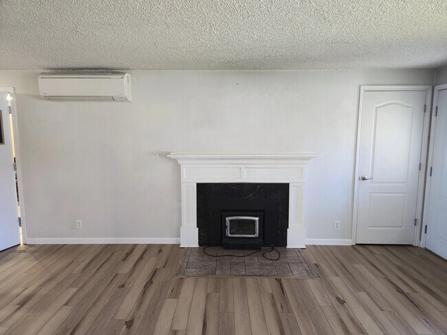 Foto del edificio - 14984 SE Linden Ln
