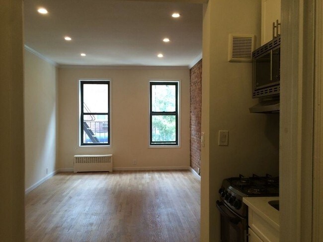 Building Photo - bedroom in manhattan  10021