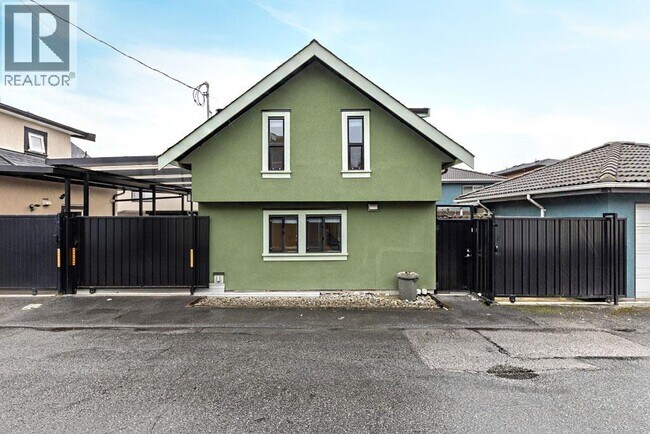 Photo du bâtiment - 1477 E 61st Ave