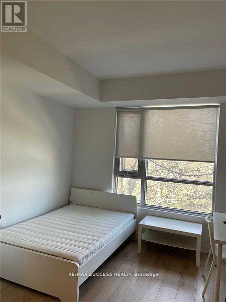 Building Photo - 1800 Simcoe St N