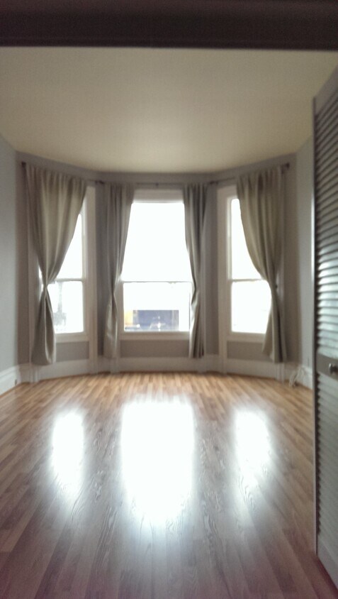 Foto principal - 374 2nd Ave