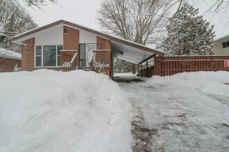 Building Photo - 13 Beechwood Dr