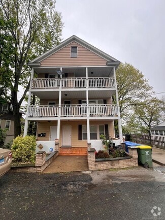 Building Photo - 339 Wilson St