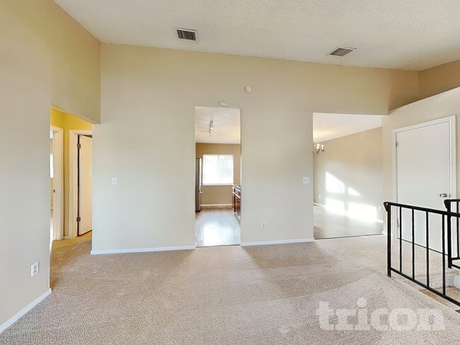 Building Photo - 5772 S Netherland St