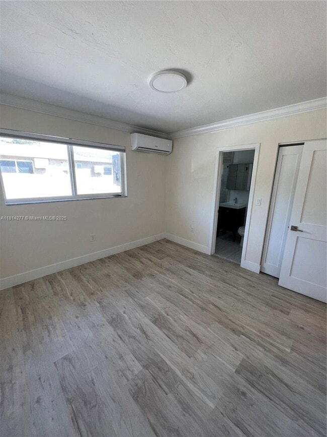 Building Photo - 6330 SW 79th St