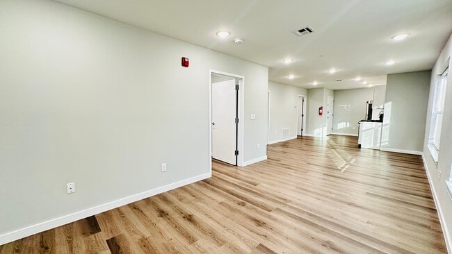 Building Photo - 85 Godwin Ave