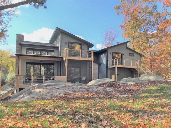 Building Photo - 3980 Kiser Island Rd