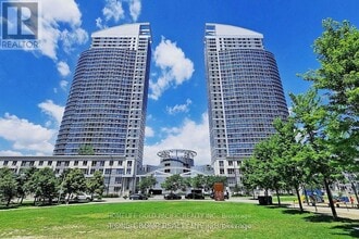 Building Photo - 36 Lee Centre Dr