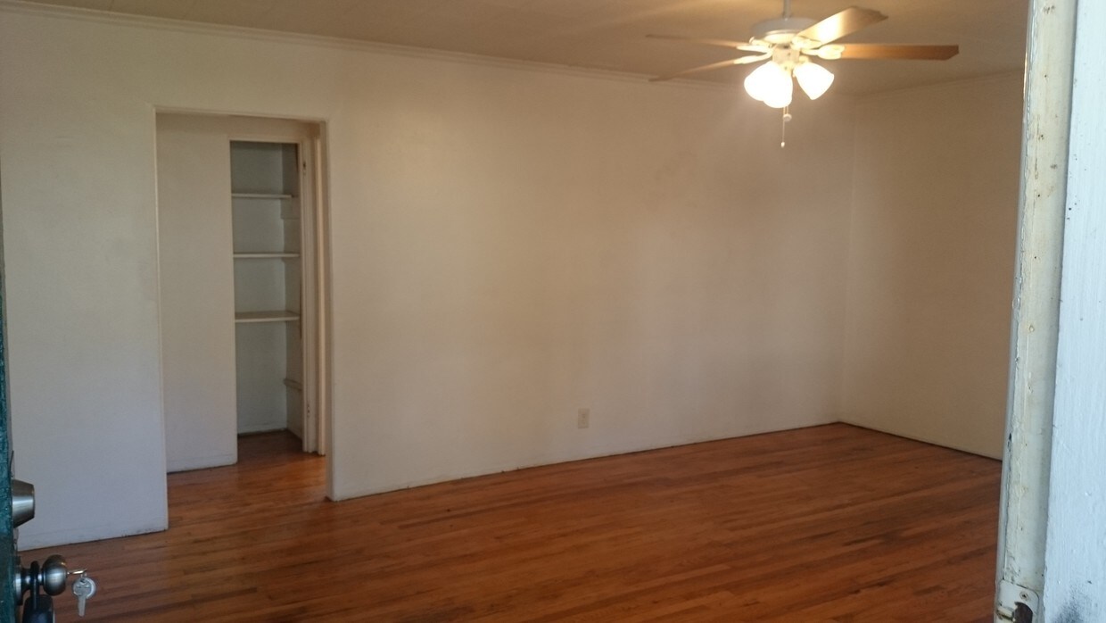 Foto principal - 5107 Jacksboro Pike