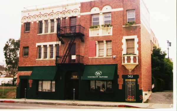 Primary Photo - 562-564 N Larchmont Blvd