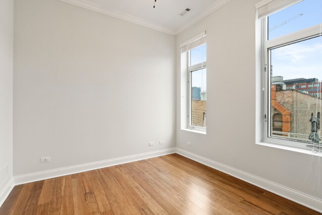 Foto del edificio - 1050 S Aberdeen St