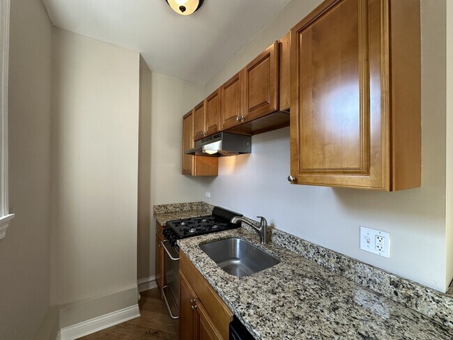 Foto del edificio - 901 Green Bay Rd