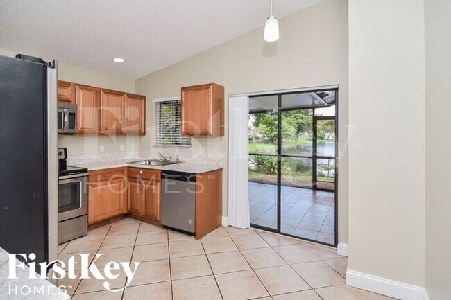 Foto del edificio - 5315 NW 93 Ave
