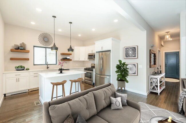 Foto del edificio - 2212 Palisade Ave